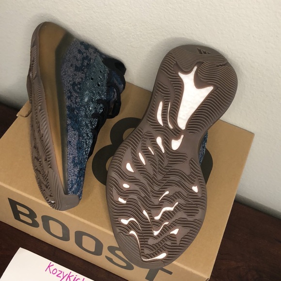 Adidas Yeezy Boost 380 “Covellite” (Gs) - Picture 9 of 13